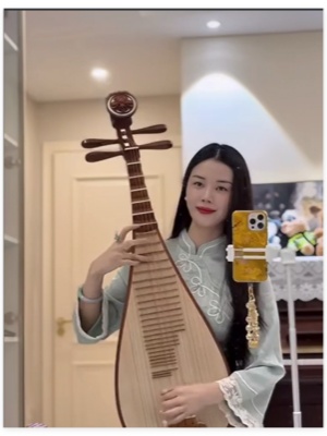 王晶--小提琴演奏